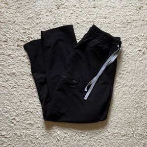 Figs High Waisted Yola Skinny Scrub Pants Black - M Petite length